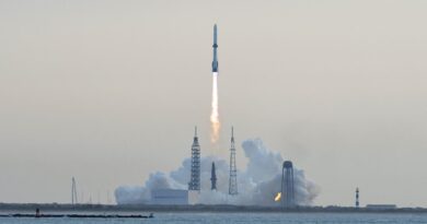 Blue Origin landed its recycled New Glenn booster but failed to put payload in orbit