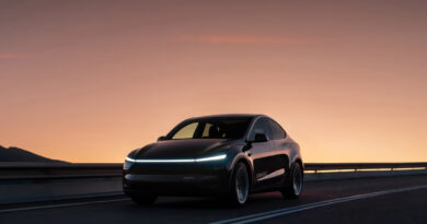 New Crash Data Highlights The Slow Progress Of Tesla’s Robotaxis