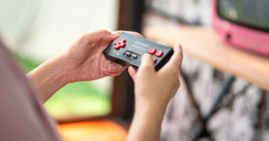 How Long Have Wireless Gaming Controllers Been Around For?